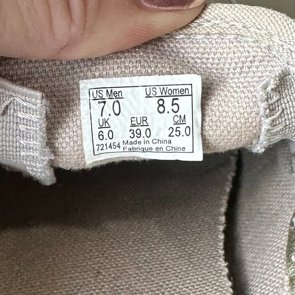 VANS Perforated Suede Classic Slip On Size 8.5 - Picture 12 of 12